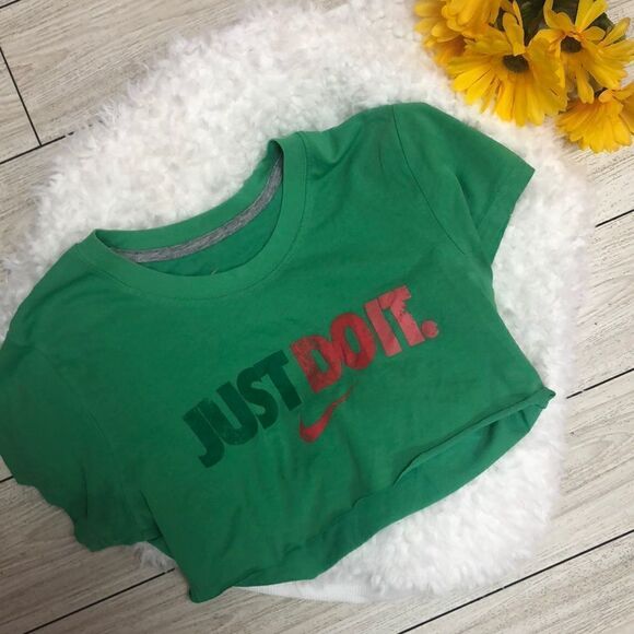Nike green just do it cropped T-shirt  XS - Picture 2 of 5